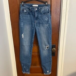 KanCan Distressed Ankle Jeans in Blue